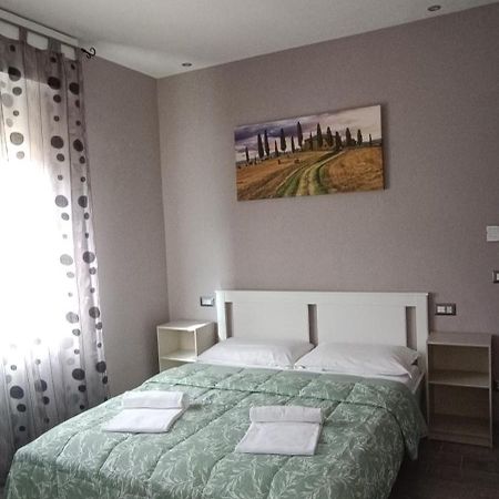 Отель Cris&Giuli House Tavarnelle Val di Pesa Экстерьер фото
